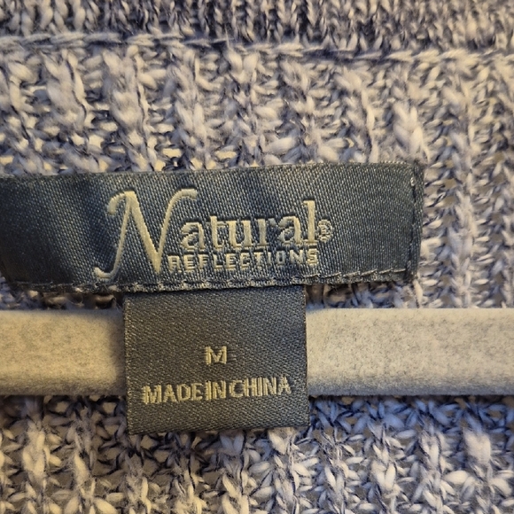 Natural Reflections Women's Heathered V-Neck Sweater - Picture 2 of 8